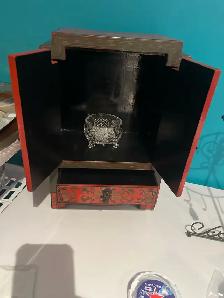 Chinoiserie  red lacquer jewellery cabinet 10 x 7 x 15
