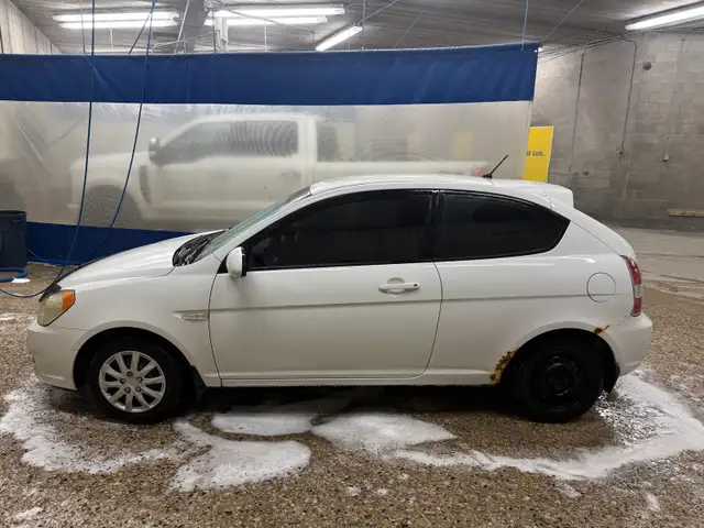 2007 Hyundai Accent - Photo 4