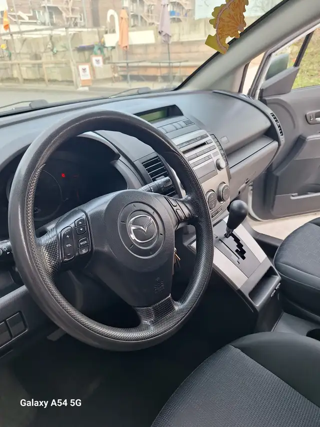 Mazda 5 2010 - Photo 6