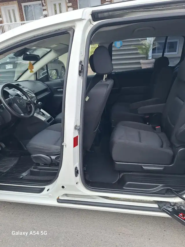 Mazda 5 2010 - Photo 8