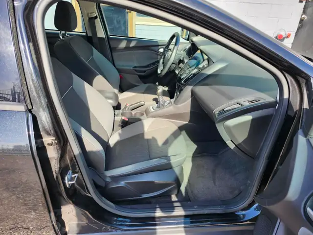 2012 FORD FOCUS SE  certified - Photo 16
