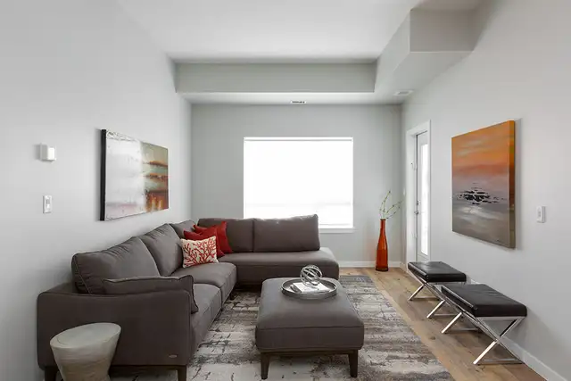 Bachelor suites in Kelowna-Call Today! - Photo 5