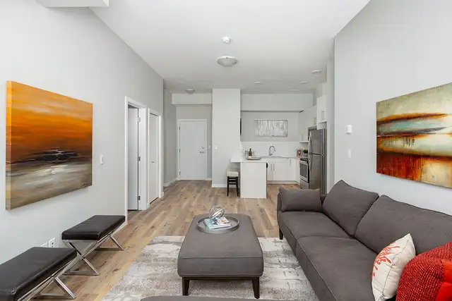 Bachelor suites in Kelowna-Call Today! - Photo 8