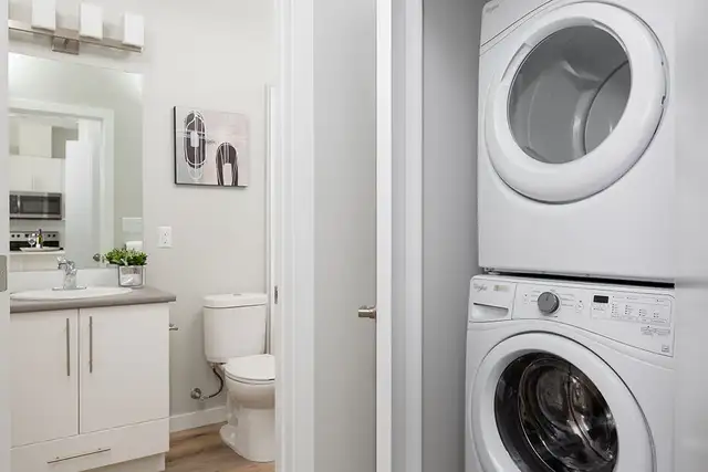 Bachelor suites in Kelowna-Call Today! - Photo 13