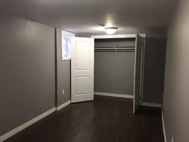 SE Barrie, Legal duplex, split level 3 bdrm, utilities incl. - Photo 6
