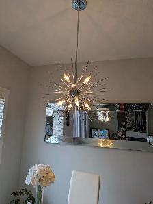 Beautiful dinning room Chandelier