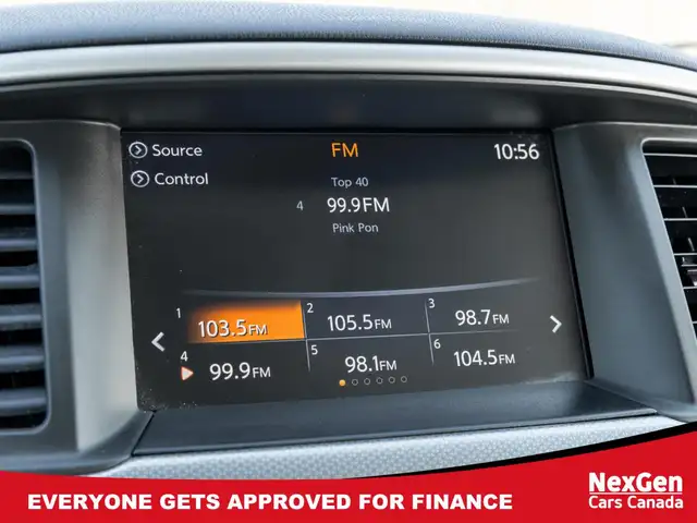 2017 Nissan Pathfinder 4WD SL / LEATHER/ NAVIGATION/ SUNROOF - Photo 25