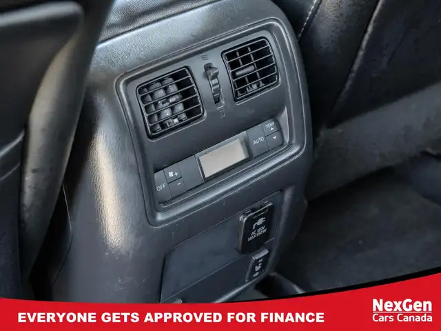 2017 Nissan Pathfinder 4WD SL / LEATHER/ NAVIGATION/ SUNROOF - Photo 29