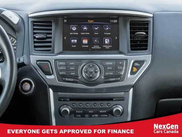 2017 Nissan Pathfinder 4WD SL / LEATHER/ NAVIGATION/ SUNROOF - Photo 32