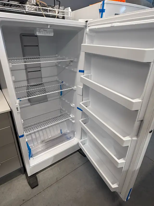 Beand new upright freezers 16 & 18 cu ft - Photo 3