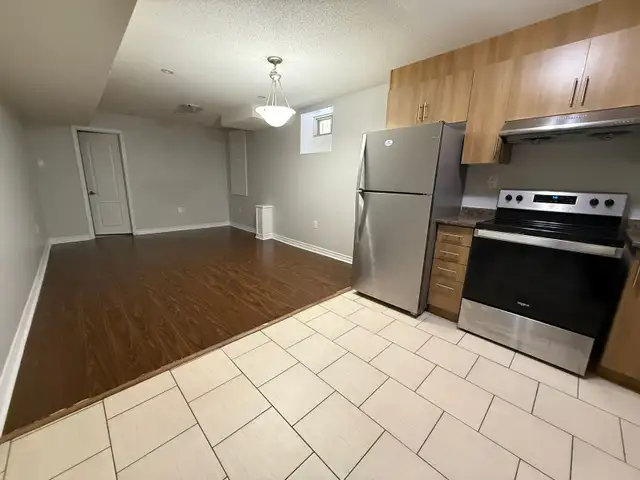 2 Bedroom 2 Bath Basement for Lease In Brampton - Photo 3