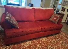 Comfortable 2-Cushion Sofa
