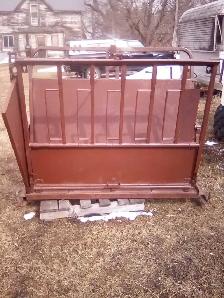 Tipping chute
