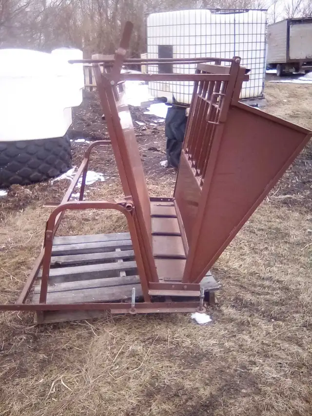 Tipping chute - Photo 3