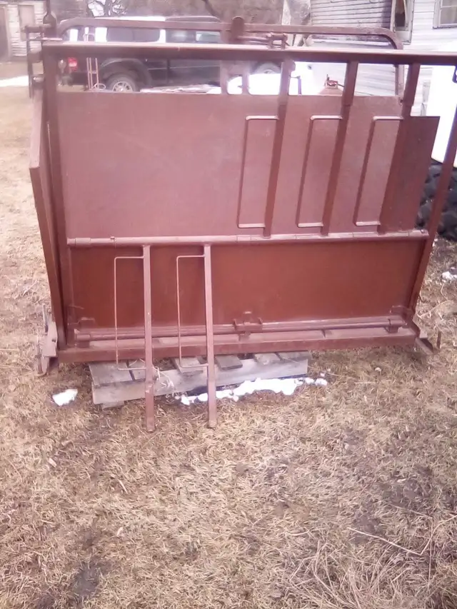 Tipping chute - Photo 5