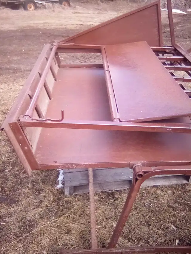 Tipping chute - Photo 9