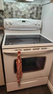 Four / cuisinière Maytag