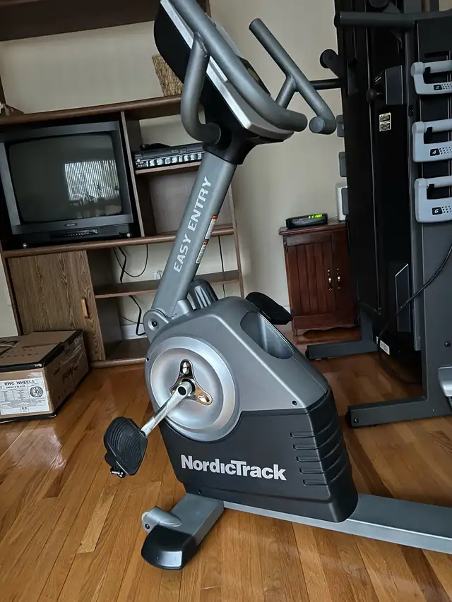 exercise  bike - Photo 3