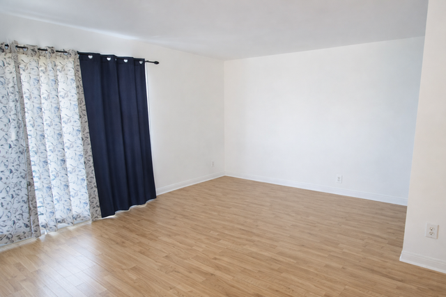 4 1/2  - Boul. Perras RDP Montréal – 1400$/mois - JUIN/JUILLET - Photo 3