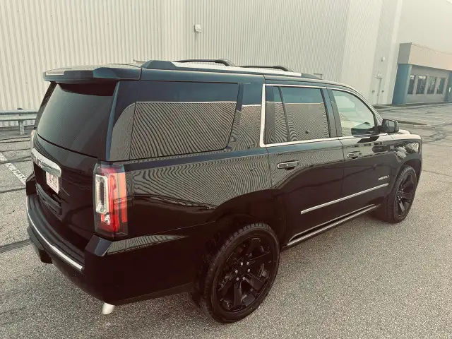 2017 GMC Yukon Denali 6.2L Triple Black - More Trucks @ MJCANADA - Photo 7