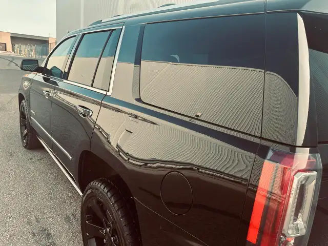 2017 GMC Yukon Denali 6.2L Triple Black - More Trucks @ MJCANADA - Photo 14