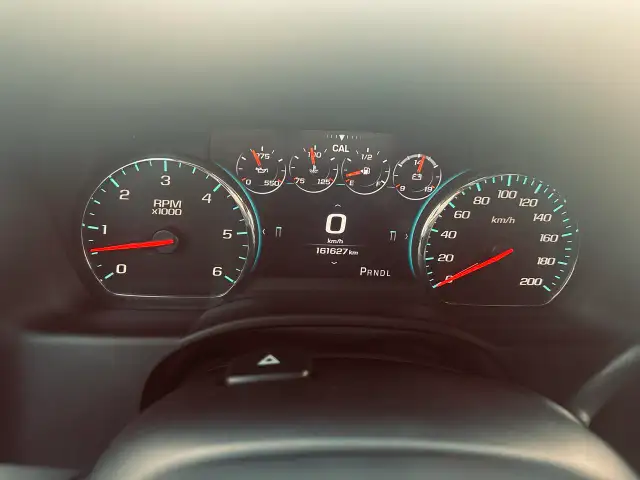 2017 GMC Yukon Denali 6.2L Triple Black - More Trucks @ MJCANADA - Photo 23