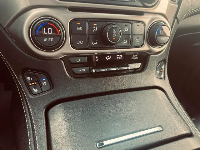 2017 GMC Yukon Denali 6.2L Triple Black - More Trucks @ MJCANADA - Photo 28