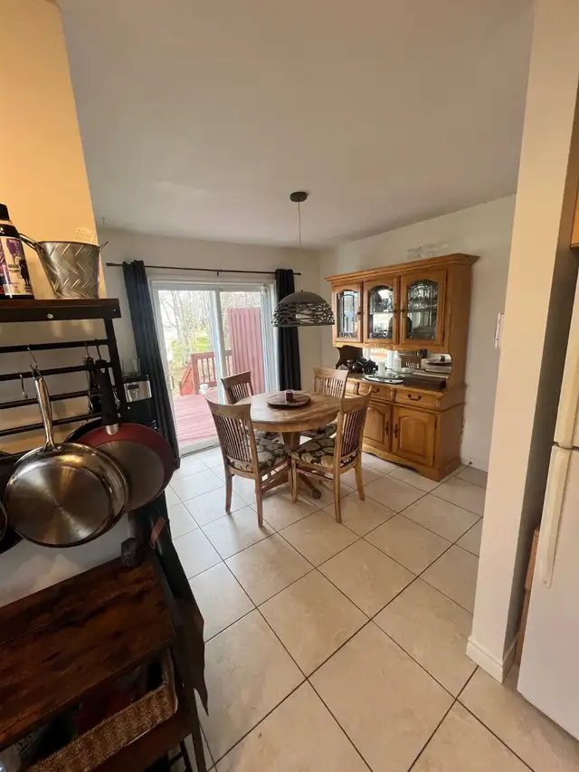 3 Bedrooms, 1.5 baths side by side duplex - Photo 7