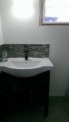 2 Bedrooms, 1 washrooms Basement Apartment: Brimley and Danforth - Photo 6