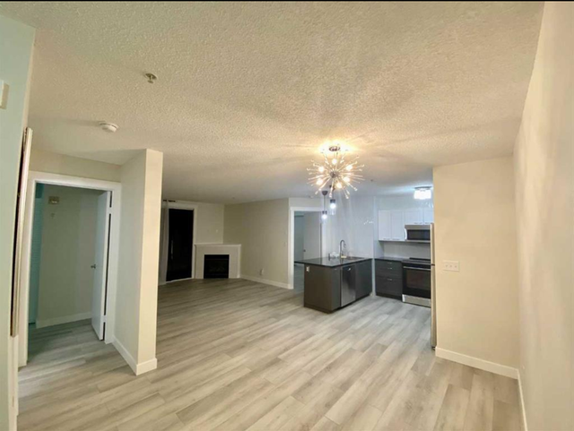 ALL UTILITIES INCLUDED 2 BATH & 2BED CONDO - Photo 3