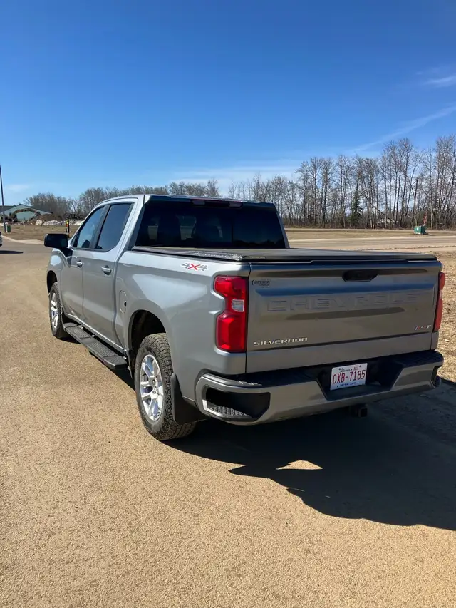 2025 Chevrolet - Photo 4
