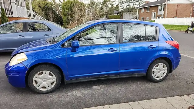 Nissan Versa 2011