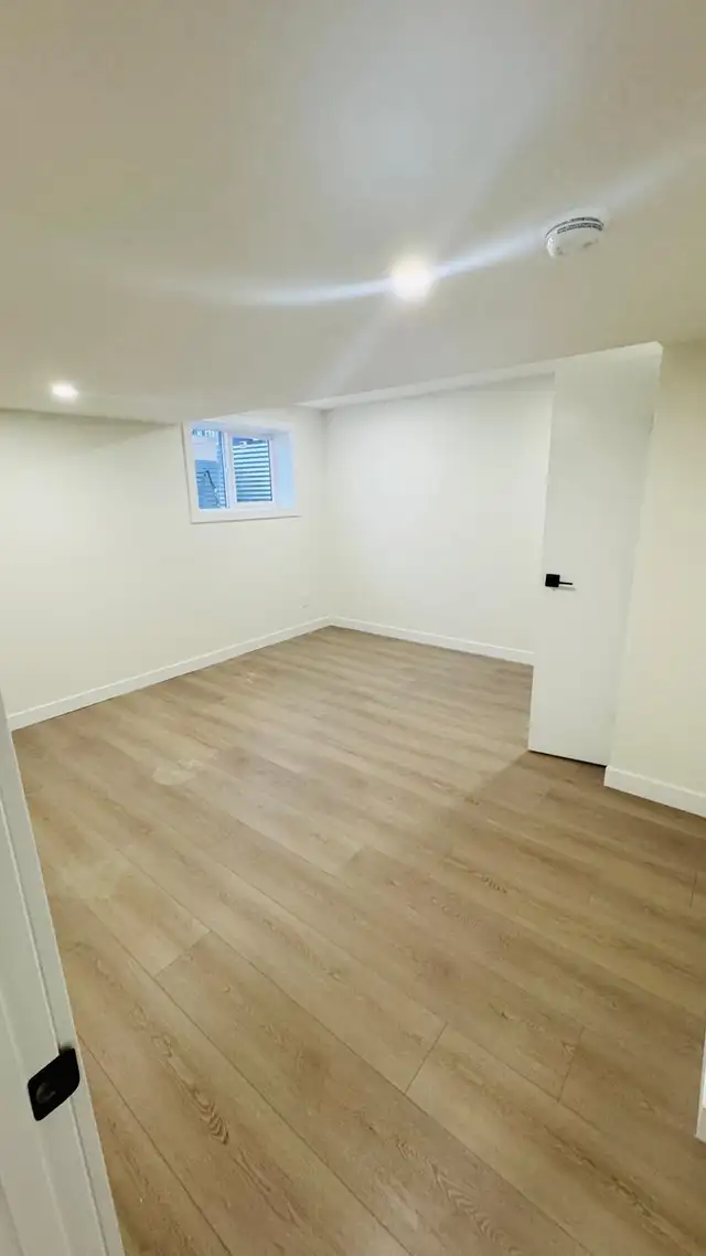 2 Bedroom Brand New basement suite for Rent - Photo 7