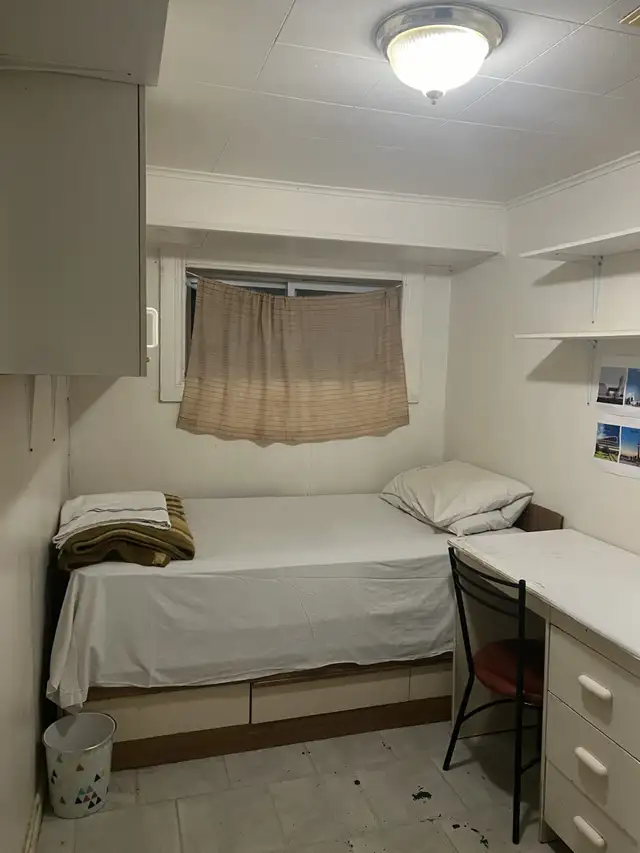 Cozy Furnished room All-inclusive Leslie & Finch area 1 bus to S - Photo 4