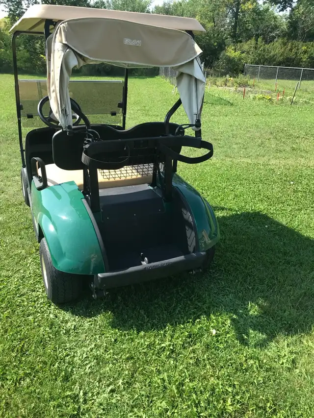 golf cart - Photo 3