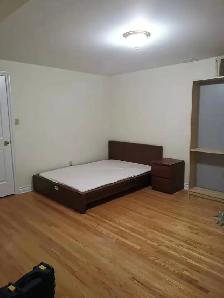 Room for Rent in North York