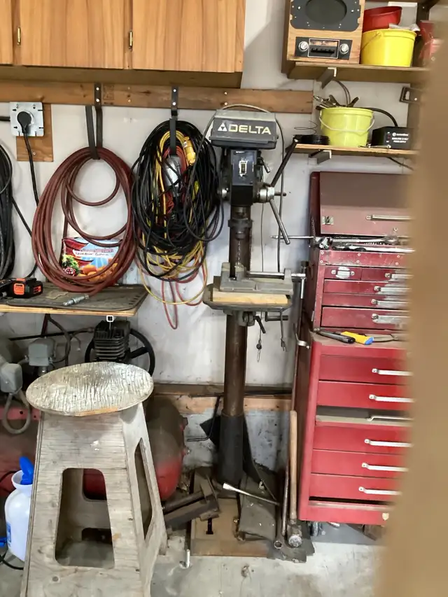 DELTA Floor Drill Press