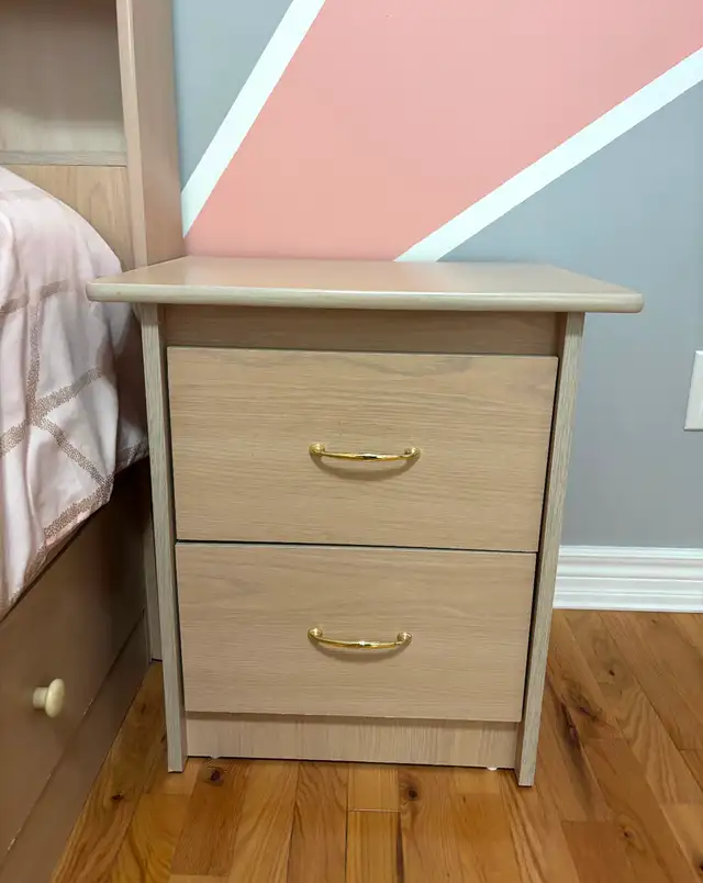 Single Bedroom Set - Photo 5