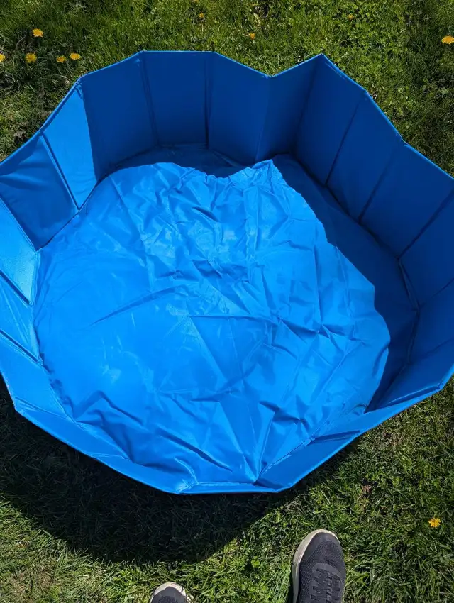 Durable Medium Size dog pool (never used) - Photo 2