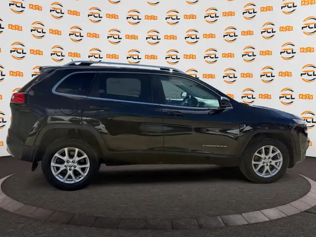 2015 Jeep Cherokee Low Km 4X4 H.seat B.cam R.start 1yr warranty - Photo 8