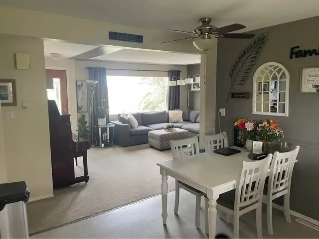 For sale: 6.7-Acre | 3-Bed Home   1,000 sq ft Heated Shop - Photo 3