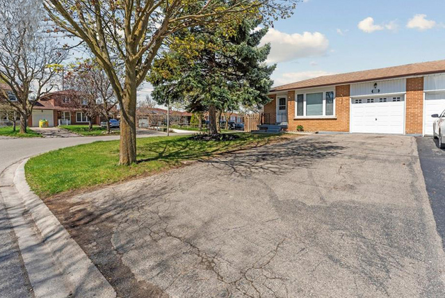 3 Beds 1 Bath House