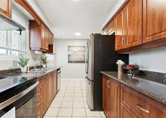 3 Beds 1 Bath House - Photo 4