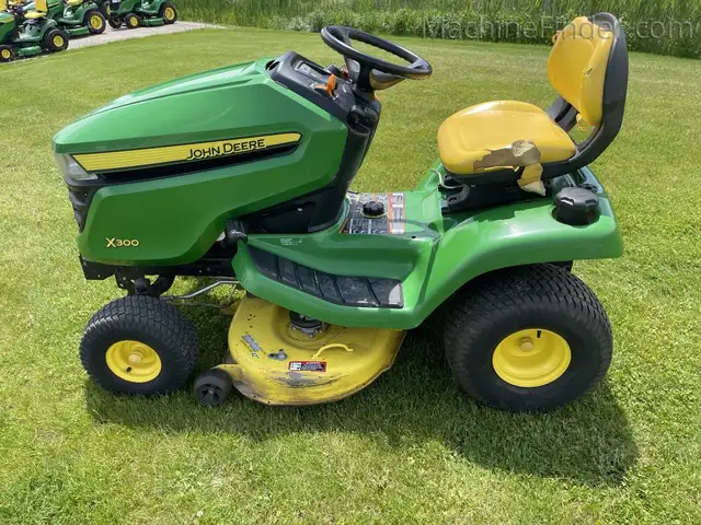 2014 John Deere X300