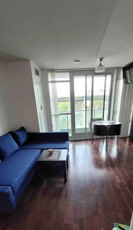 Luxury Furnished 1 Bedroom Condo | Downtown Toronto Waterfront - Photo 3