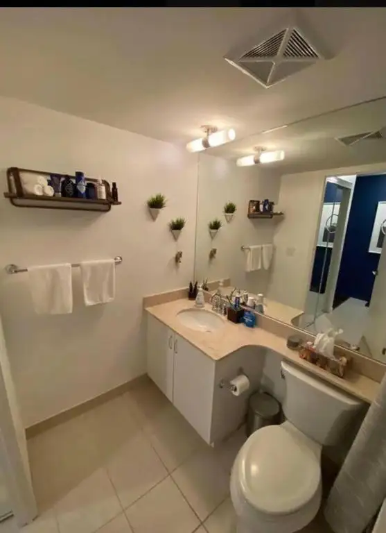Luxury Furnished 1 Bedroom Condo | Downtown Toronto Waterfront - Photo 7