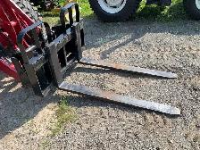 HLA 7500 lbs 60" tine pallet forks for ISO/244J Qtach