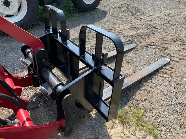 HLA 7500 lbs 60" tine pallet forks for ISO/244J Qtach - Photo 7