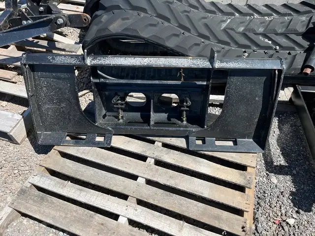 HLA Mini skid steer Qtach Adapter plate