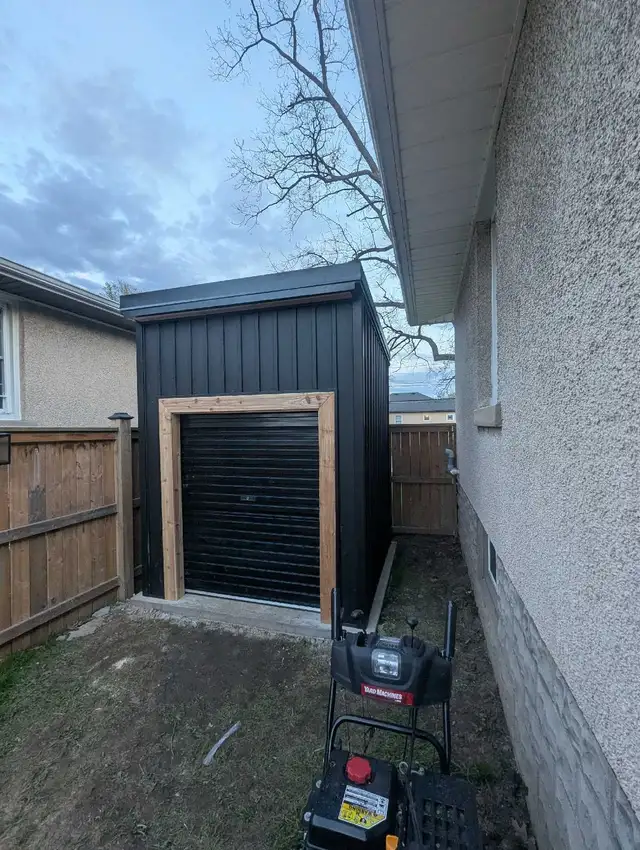 Custom Sheds - Photo 3